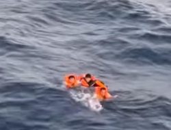 Viral Penumpang Kapal KMP Moinit Nekat Terjun ke Laut Gorontalo