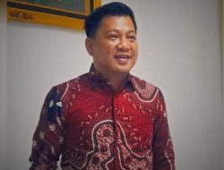 Siapa yang Memulai, Harus Siap Mengakhiri: Refleksi Tentang Kritik, Kekuasaan, dan Tanggung Jawab Politik Rakyat