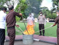 Kejari Pohuwato Musnahkan Barang Bukti 48 Perkara Inkracht