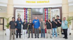 Gusnar Ismail Temui Massa Aliansi Bar Bar, Bahas IPR Hingga Permainan OPD