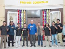 Gusnar Ismail Temui Massa Aliansi Bar Bar, Bahas IPR Hingga Permainan OPD